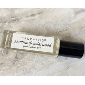 Sand + Fog Jasmine & Cedarwood Eau De Parfum Oil Rollerball 0.3 oz New